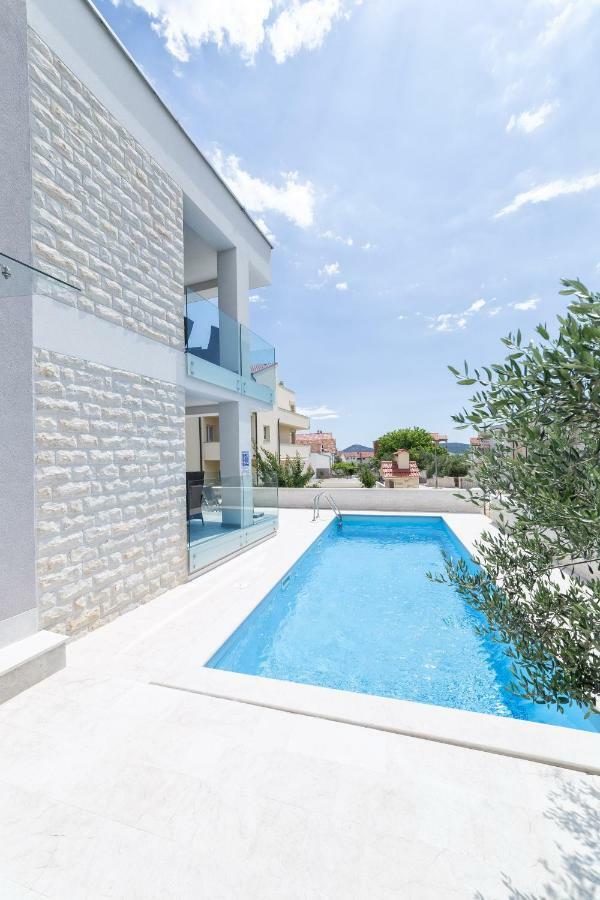 Apartments M&L Vodice Eksteriør billede